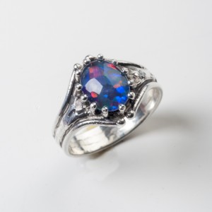 Sterling Opal Triplet Ring 
c3-97
